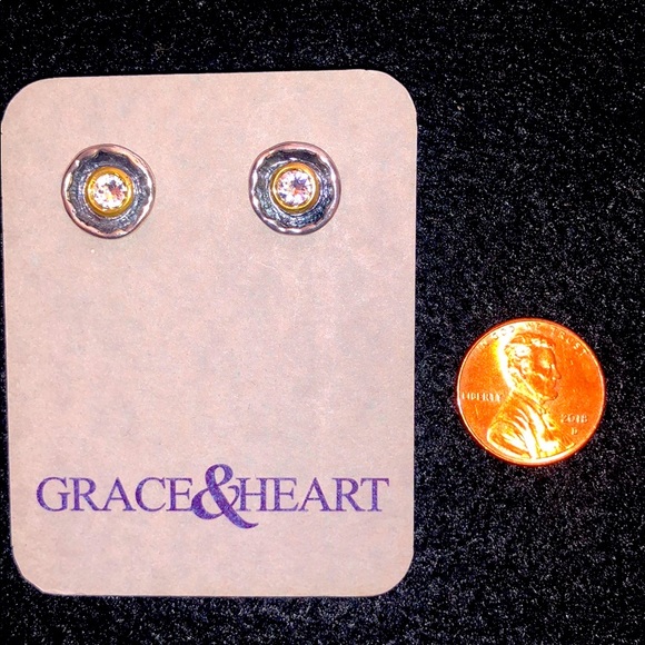.925 Sterling Silver Studs (nickel free) - Picture 1 of 1